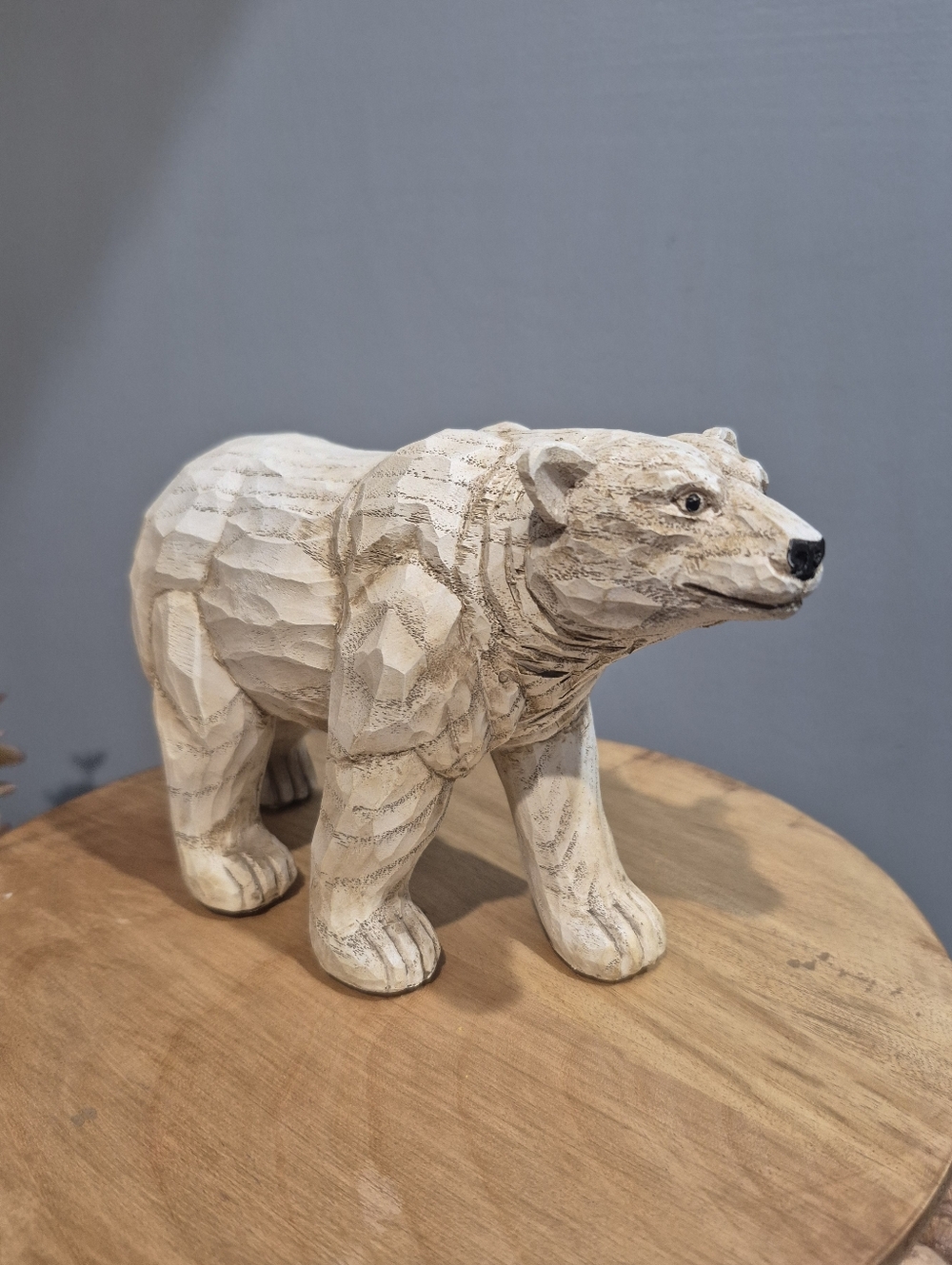 Hand-Carved White Decorative Polar Bear Figurine 7x5" Like New